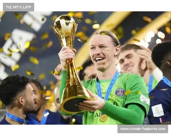 巴黎圣日耳曼加冕年度六冠王，比肩巴萨与拜仁