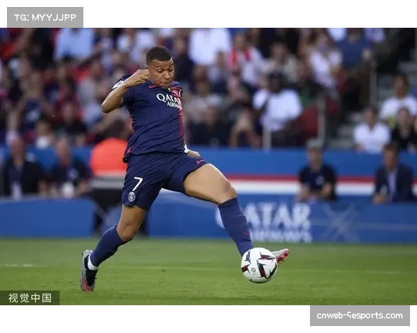 法甲：巴黎圣日耳曼提前四轮卫冕，姆巴佩帽子戏法